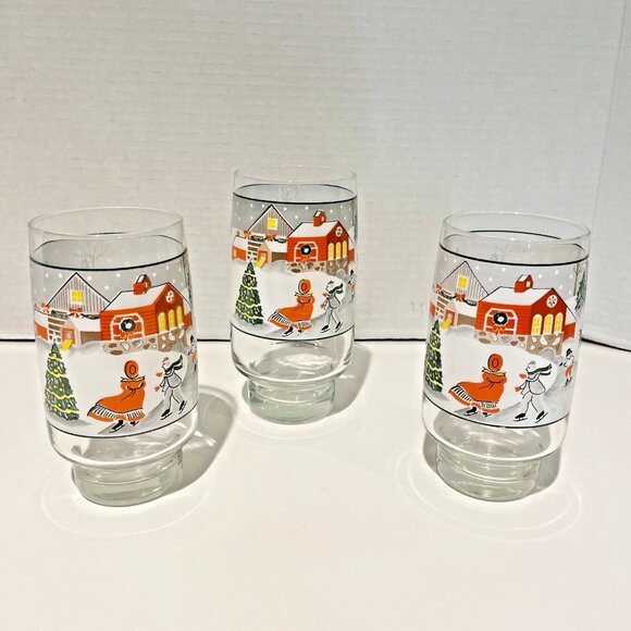 3 Vintage Sango Silent Night Holiday Tumblers Glasses Festive Village 12 & 16 Oz - Picture 2 of 9